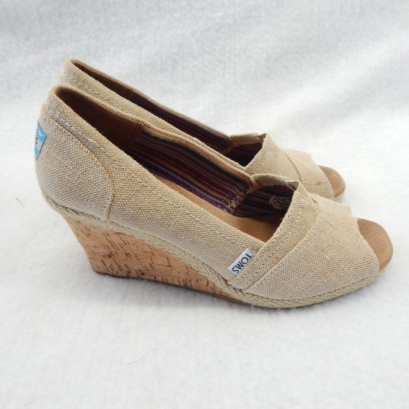 TOMS Womens Beige Peep Toe Wedges SIze 9.5 - Picture 3 of 9